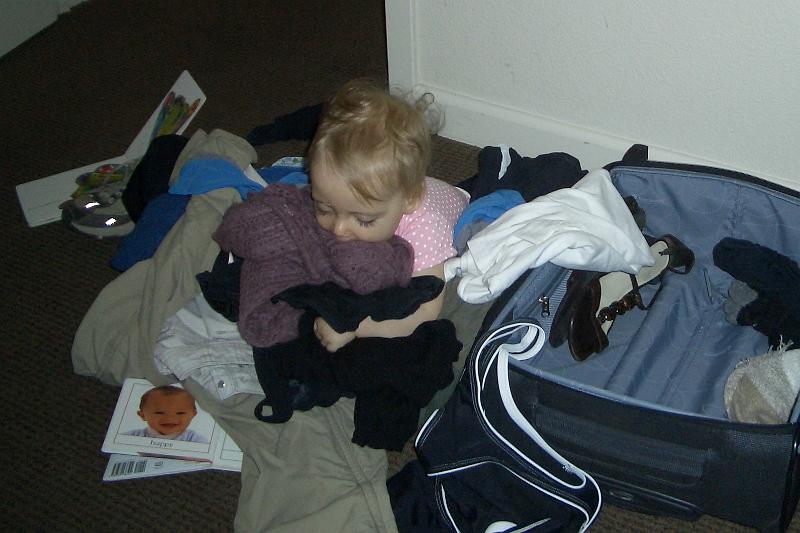 CIMG4259.JPG - "I'd better get this all back in the suitcase before anyone notices."