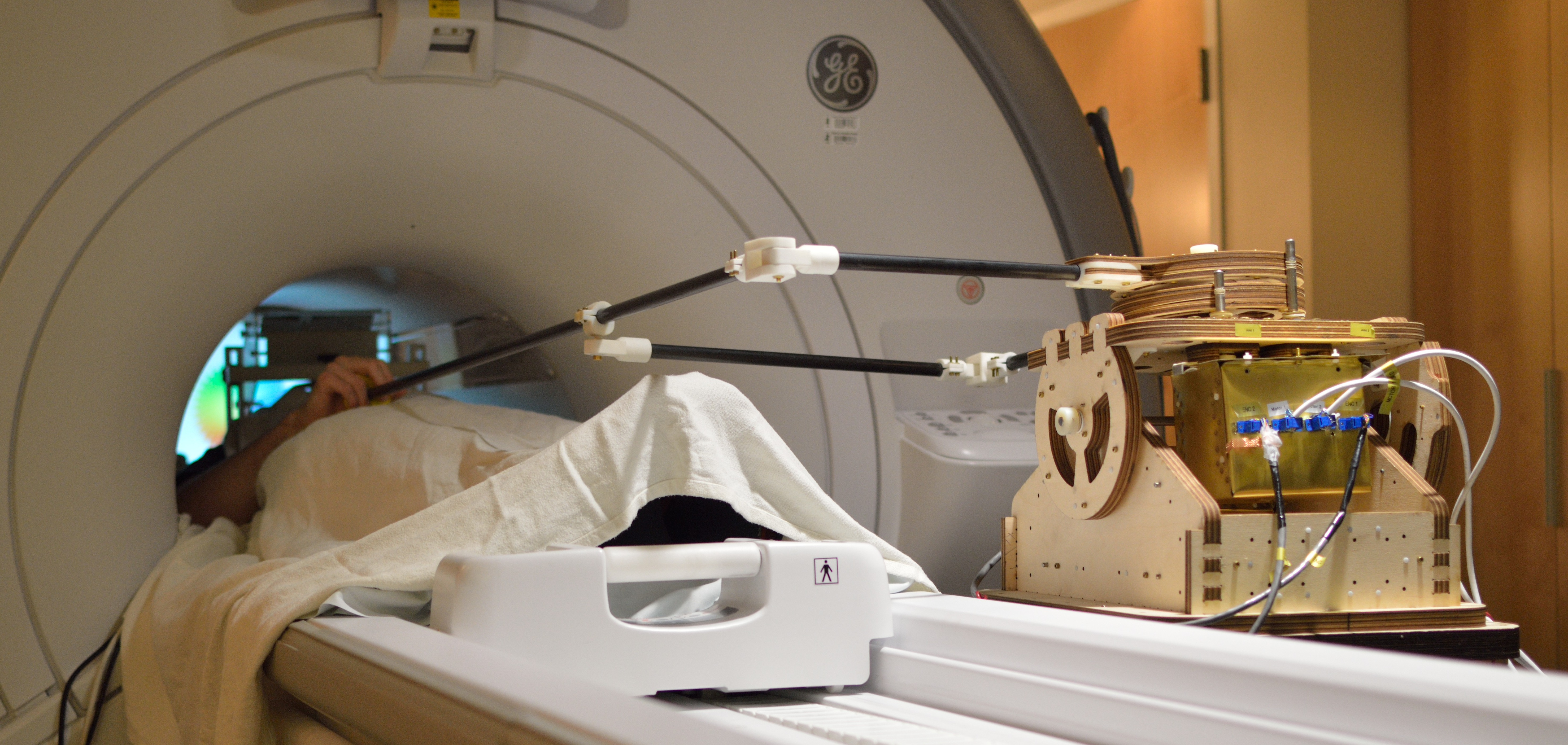 Haptic fMRI Interface