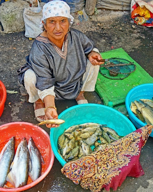 A picture containing person, meal, vegetable

Description automatically generated