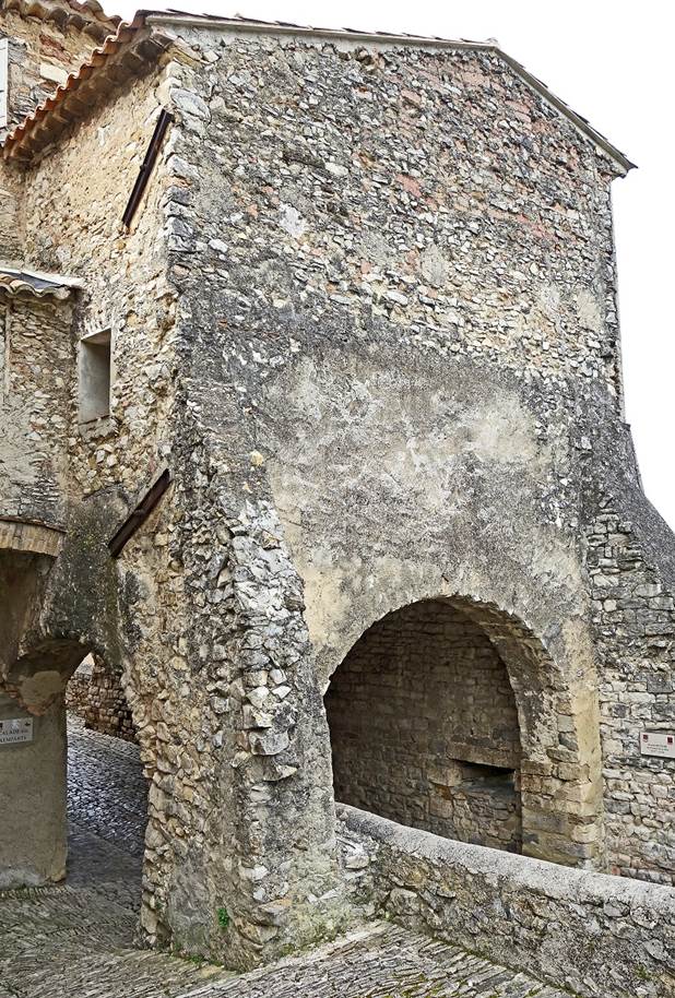 A picture containing building, stone, brick, rock

Description automatically generated